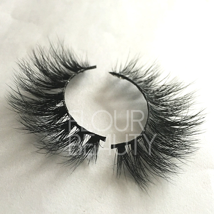 soft fluffy 3d mink fake eyelashes China supplies.jpg